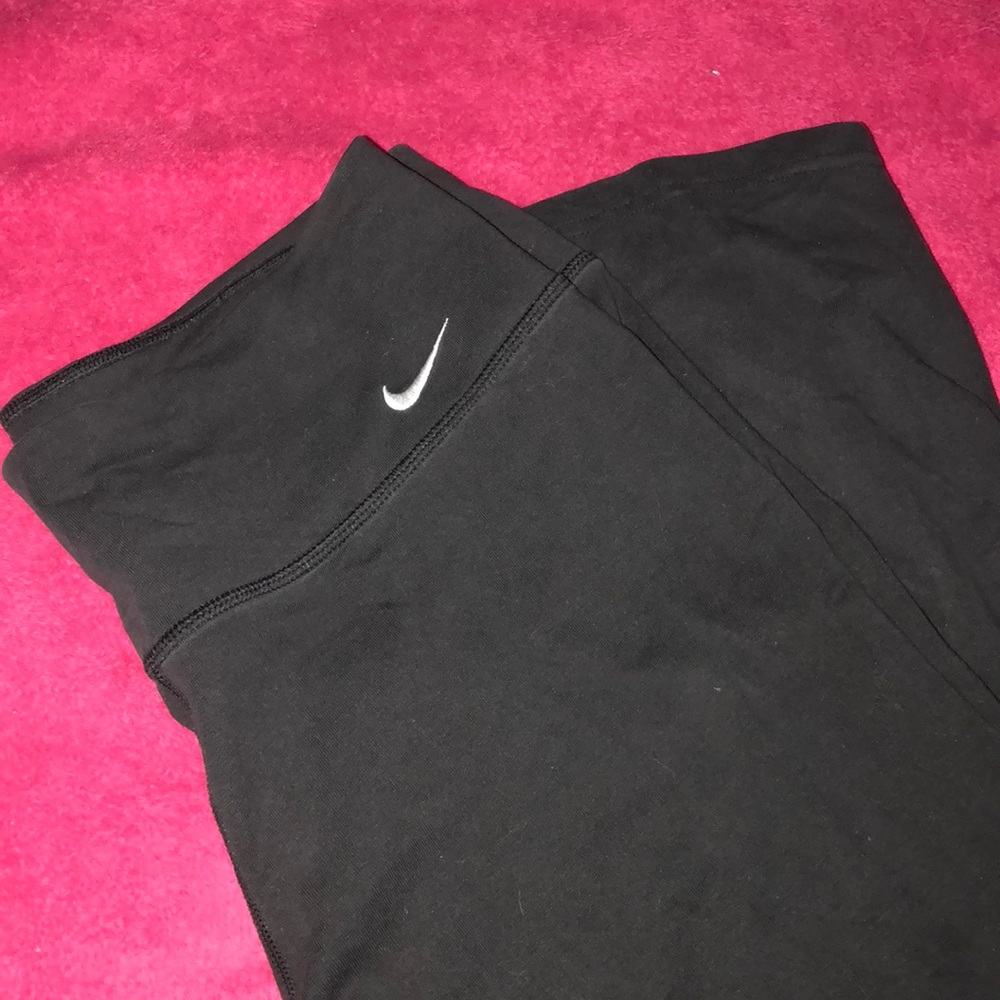 Nike yoga pants. Flair bottom.